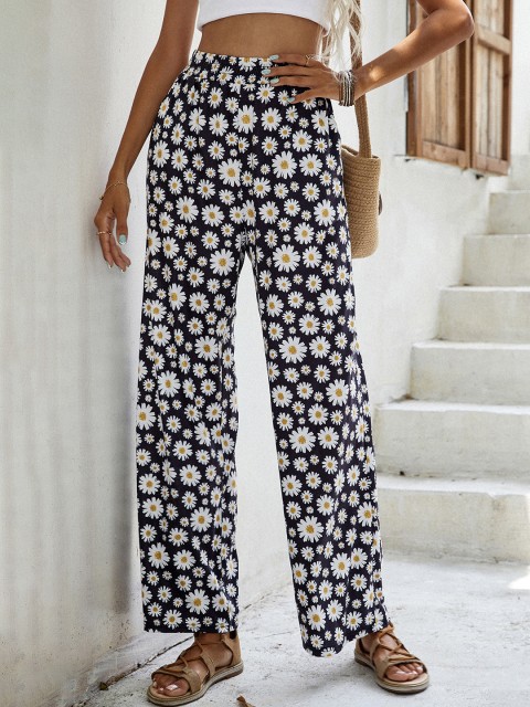 

URBANIC Women Black & White Daisy Print Straight Relaxed Fit Palazzos