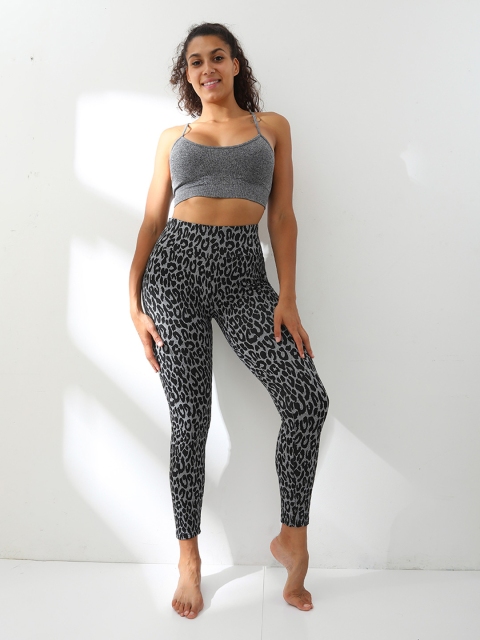 

URBANIC Women Grey & Black Slim Fit Animal Print Gym Tights