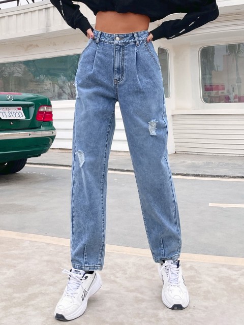 

URBANIC Women Blue Ripped Cotton Mom Fit Jeans