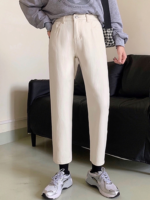 

URBANIC Women Cream-Coloured Solid Regular Fit Jeans