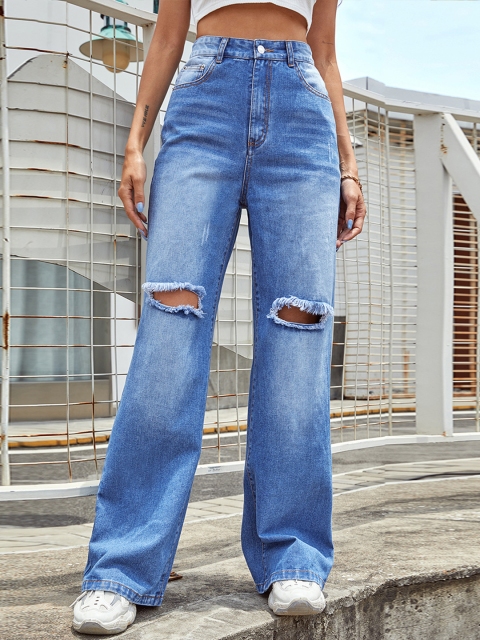 

URBANIC Women Blue Straight Fit Slash Knee Light Fade Jeans