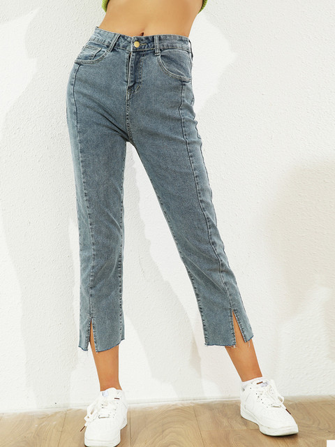 

URBANIC Women Blue Slim Fit High-Rise Stretchable Cropped Jeans