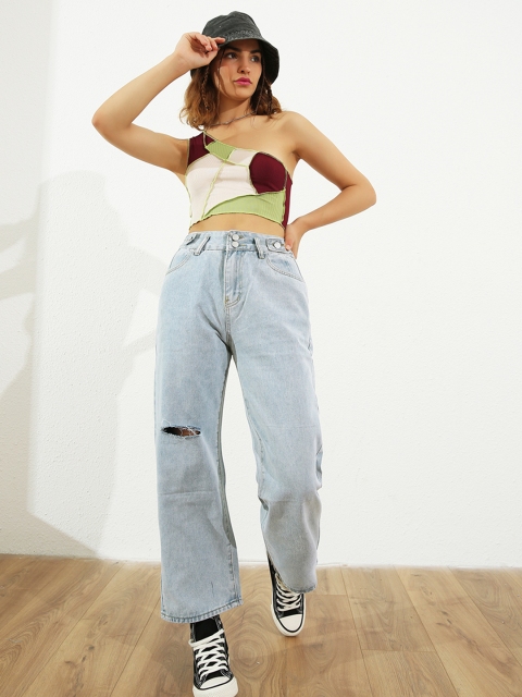 

URBANIC Women Blue Relaxed Fit Slash Knee Cropped Jeans
