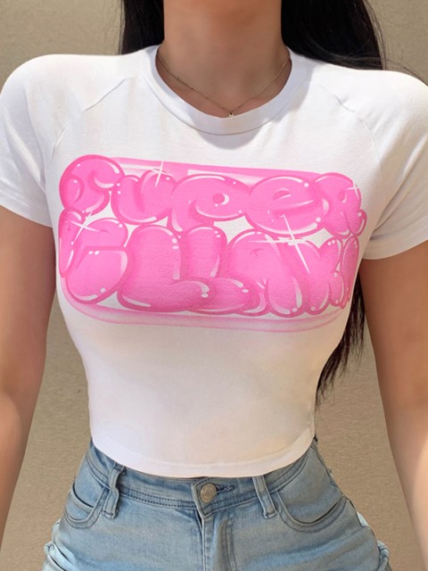 

URBANIC Women White & Pink Cotton Typography Print Slim Fit T-shirt