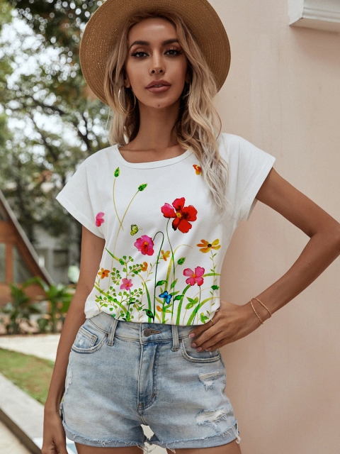 

URBANIC Women White & Pink Floral Printed Extended Sleeves T-shirt