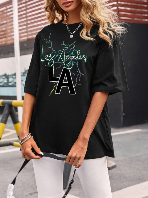 

URBANIC Women Black & Green Printed Cotton Drop-Shoulder Sleeves Loose T-shirt