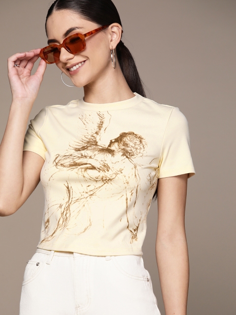 

URBANIC Women Cream-Coloured & Brown Graphic Printed Slim Fit T-shirt
