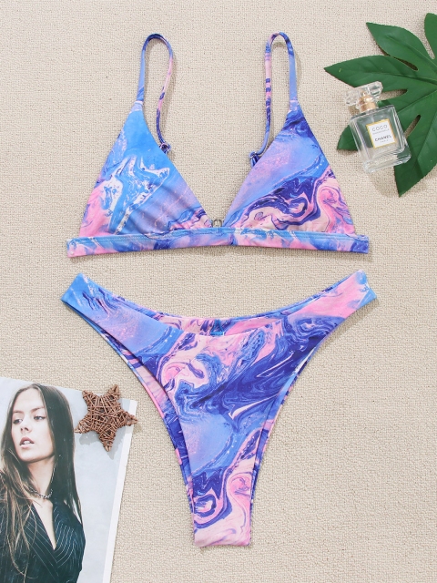 

URBANIC Women White & Blue Dyed Bikini Set