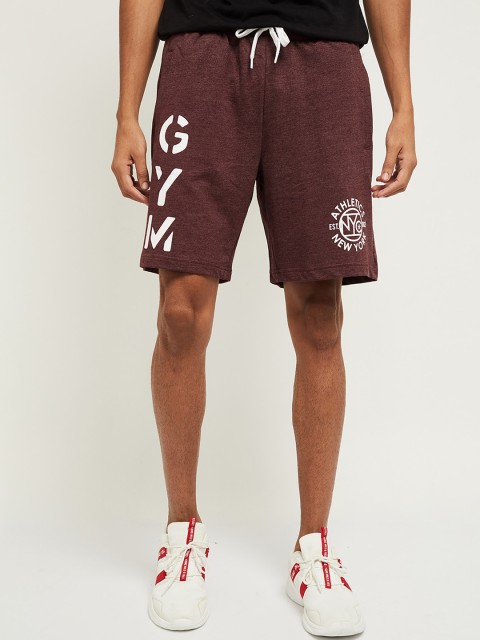 

max Men Maroon Printed Mid-Rise Cotton Regular Shorts