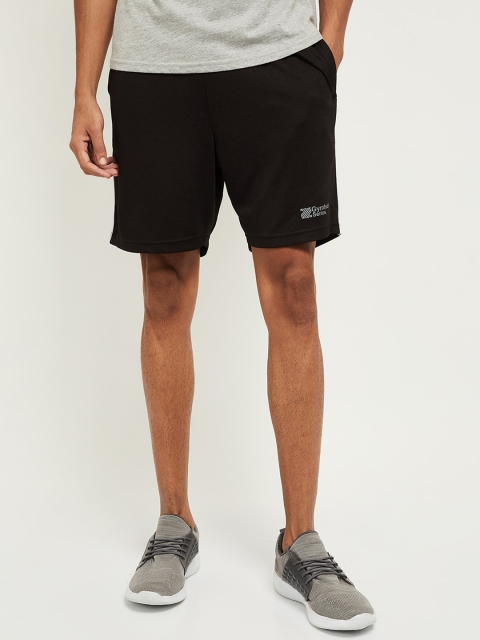 

max Men Black Mid-Rise Sports Shorts