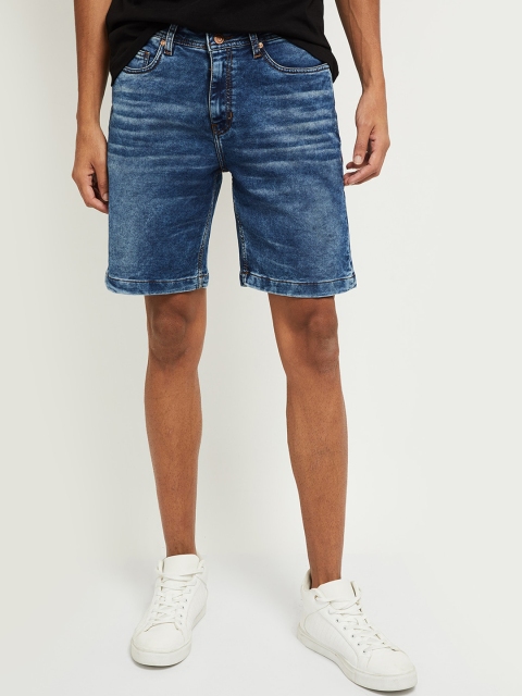 

max Men Blue Washed Mid-Rise Cotton Denim Shorts