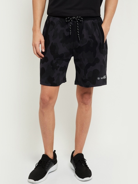 

max Men Black Camouflage Printed Shorts