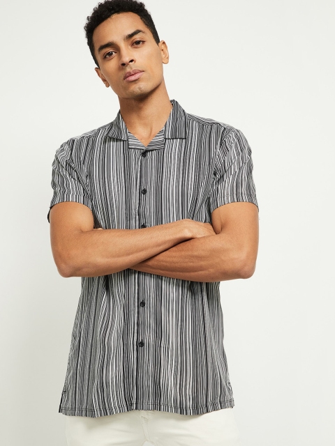 

max Men Black Opaque Striped Casual Shirt
