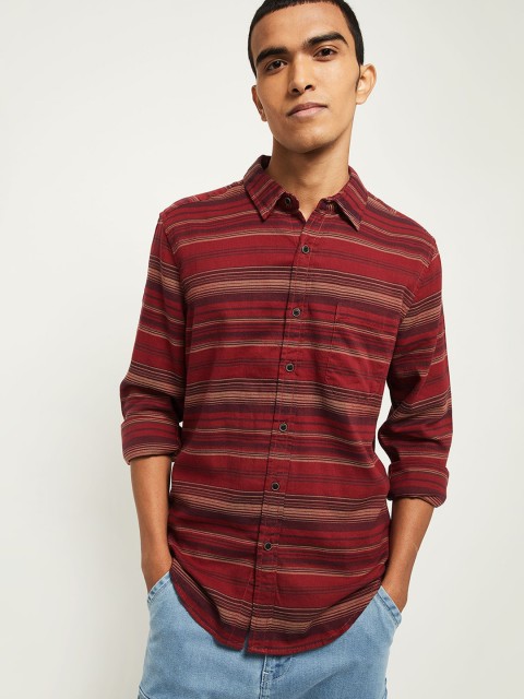 

max Men Red Horizontal Stripes Opaque Striped Casual Shirt