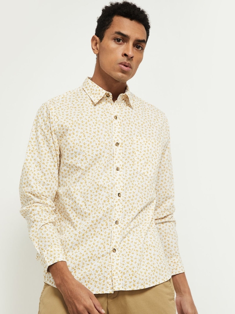 

max Men Off White Floral Opaque Printed Casual Shirt