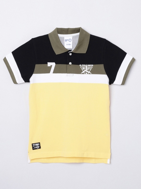 

max Boys Yellow Colourblocked Polo Collar T-shirt