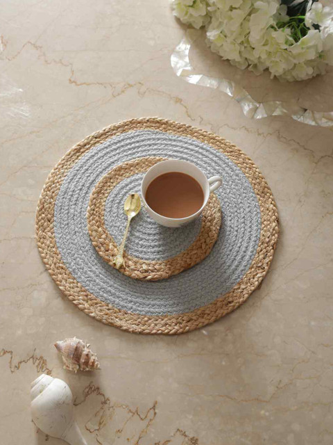 

Amoliconcepts Grey & Beige Braided Table Placemat