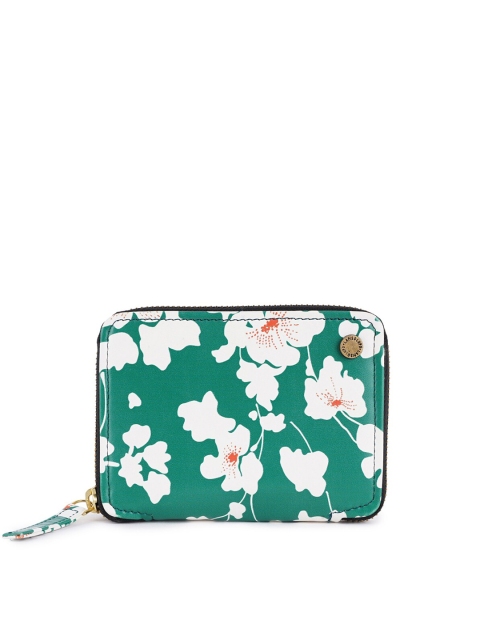 

Lapis O Lupo Women Green Floral Printed Clutch