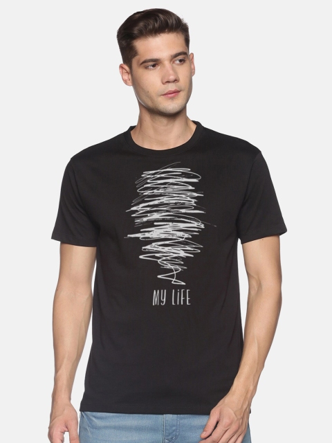 

MASH UNLIMITED Men Black Printed Slim Fit T-shirt