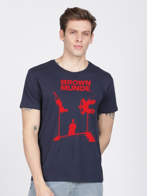 

MASH UNLIMITED Men Navy Blue & Red Brown Munde Graphic Printed Slim Fit T-shirt