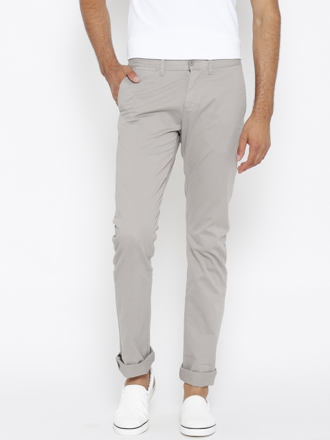 

Celio Men Grey Solid Slim Fit Flat-Front Trousers