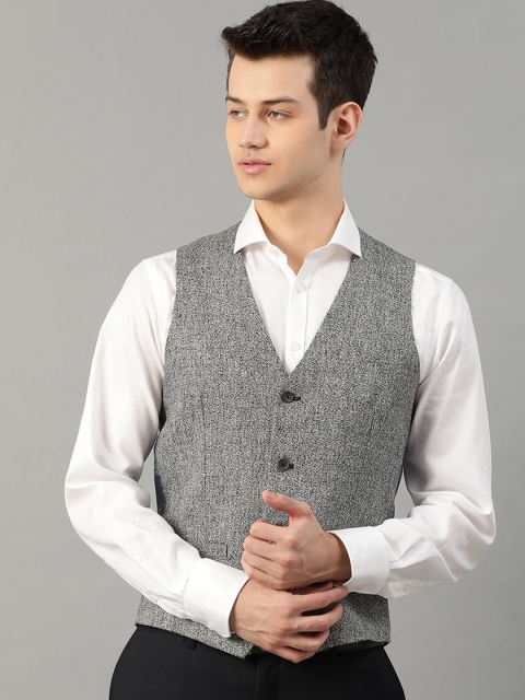 

Bruun & Stengade Men Grey & Black Self-Design Woven Waistcoat