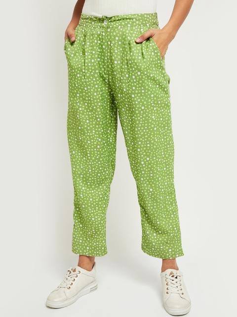 

max Women Green Printed Straight Fit Pleated Trousers