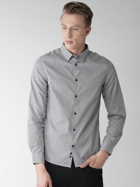 

Celio Men White & Black Slim Fit Printed Casual Shirt
