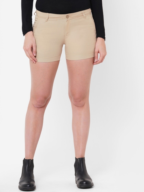 

Kraus Jeans Women Beige Slim Fit High-Rise Hot Pants Shorts