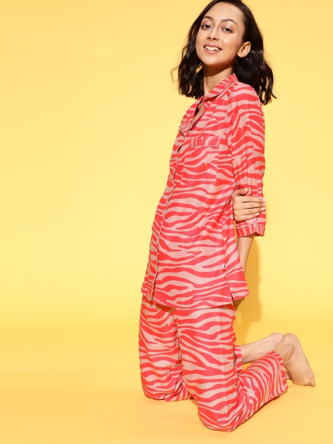 

Bannos Swagger Women Pink Printed Night suit