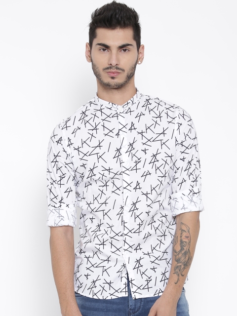 

United Colors of Benetton Men White & Black Printed Casual Shirt