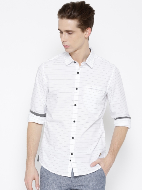 

United Colors of Benetton Men White Striped Casual Shirt