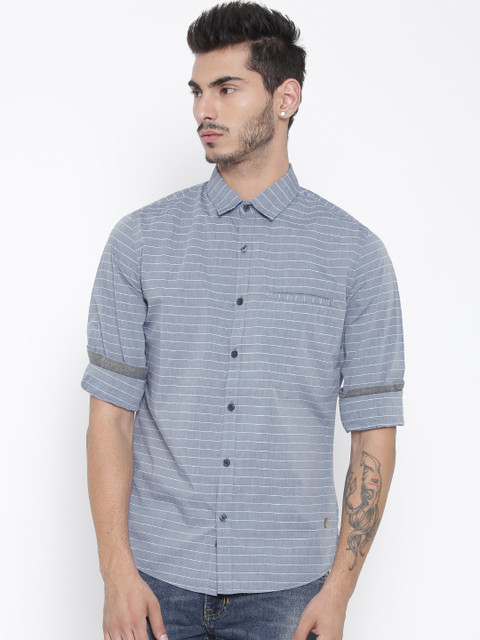 

United Colors of Benetton Men Blue Striped Casual Shirt