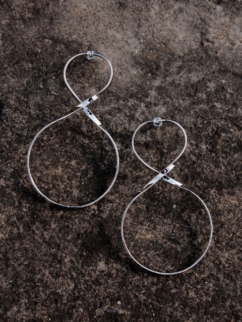 

Bellofox Silver-Toned Contemporary Drop Earrings