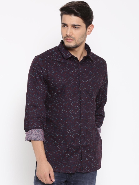 

United Colors of Benetton Men Burgundy Printed Casual Shirt
