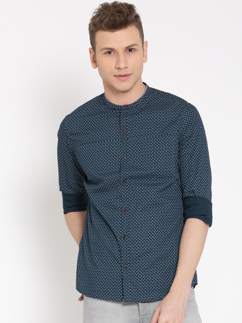 

United Colors of Benetton Men Navy Printed Casual Shirt, Navy blue
