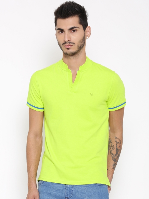 

United Colors of Benetton Men Fluorescent Green T-shirt