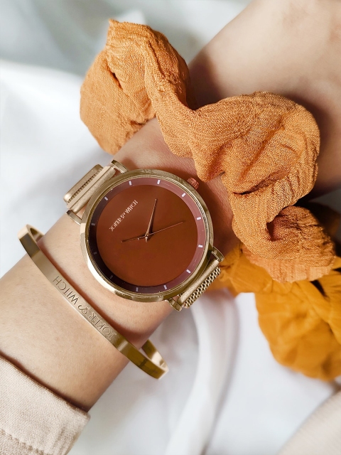 

JOKER & WITCH Women Brown & Gold-Toned Watch Gift Set - JWBS411