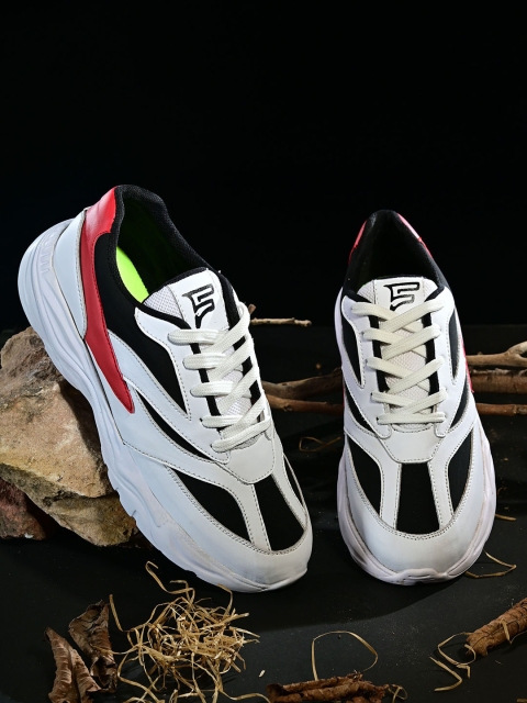 

Fentacia Men White & Black Colourblocked Sneakers