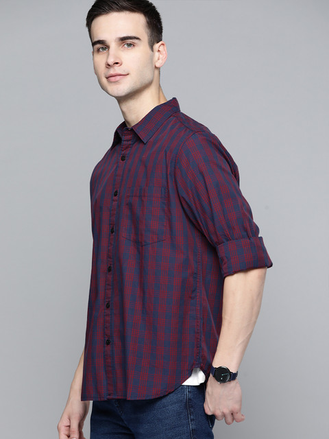 

Harvard Men Navy Blue & Red Checked Cotton Pocket Casual Shirt