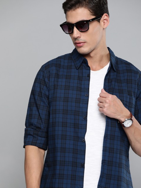 

Harvard Men Navy & Black Pure Cotton Checked Casual Shirt, Navy blue