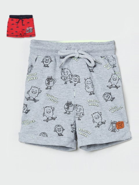 

max Boys Red Printed Donald Duck Regular Shorts