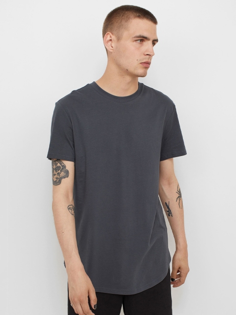 

H&M Men Green & Grey Solid 2-Pack Long Fit T-shirts