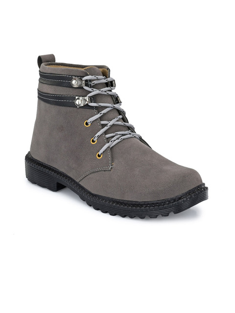 

BUCIK Men Grey Flat Boots