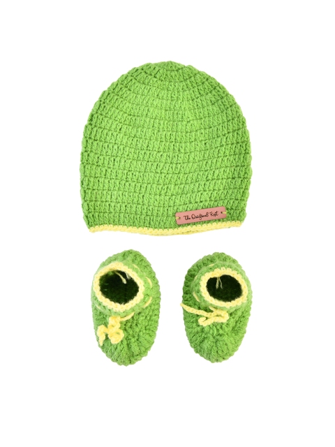 

The Original Knit Unisex Kids Green & Yellow Knitted Handmade Beanie Cap & Socks