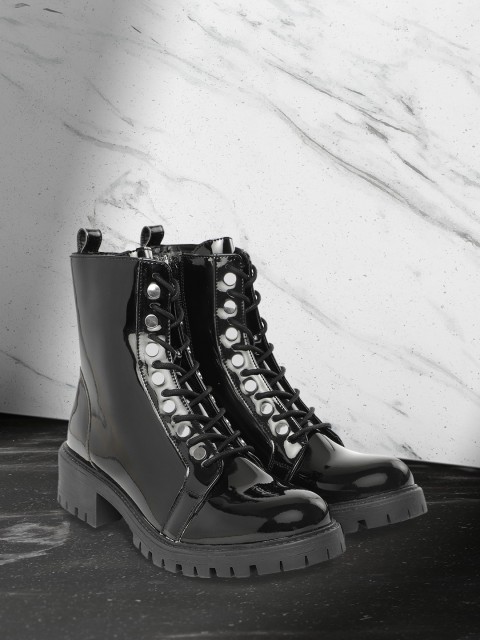 

DressBerry Women Black Solid Patent Finish Mid-Top Heeled Boots