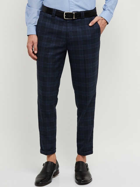 

max Men Black Checked Formal Trousers