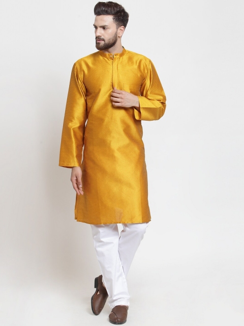 

NEUDIS Men Mustard Yellow Solid Dupion Silk Jacquard Kurta