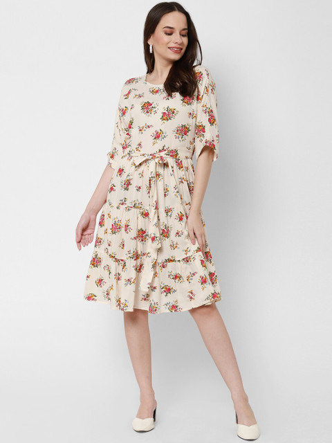 

Twenty3 Women Beige & Red Floral Tiered Dress