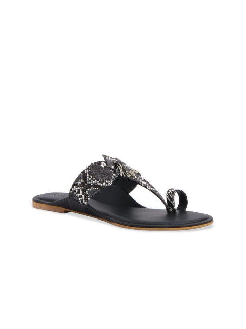 

ERIDANI Women Black One Toe Flats